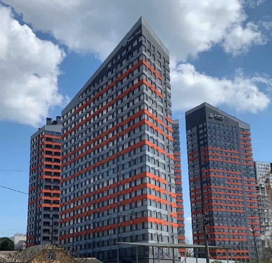 Продажа 3-комнатной квартиры 70 м², Черниговская ул., 8В