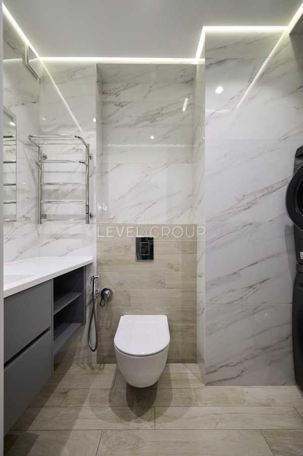 Продажа 2-комнатной квартиры 71.8 м², Любомира Гузара просп., 13