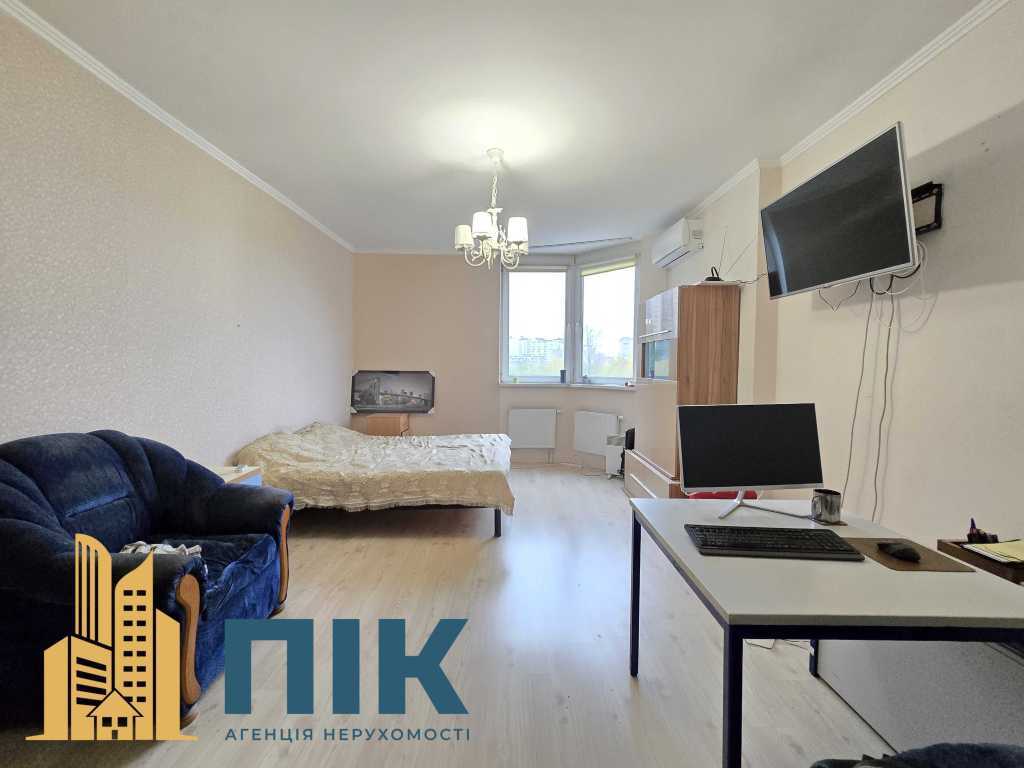 Продажа 3-комнатной квартиры 101 м², Степана Ковнира ул., Рудницкого, 3/7