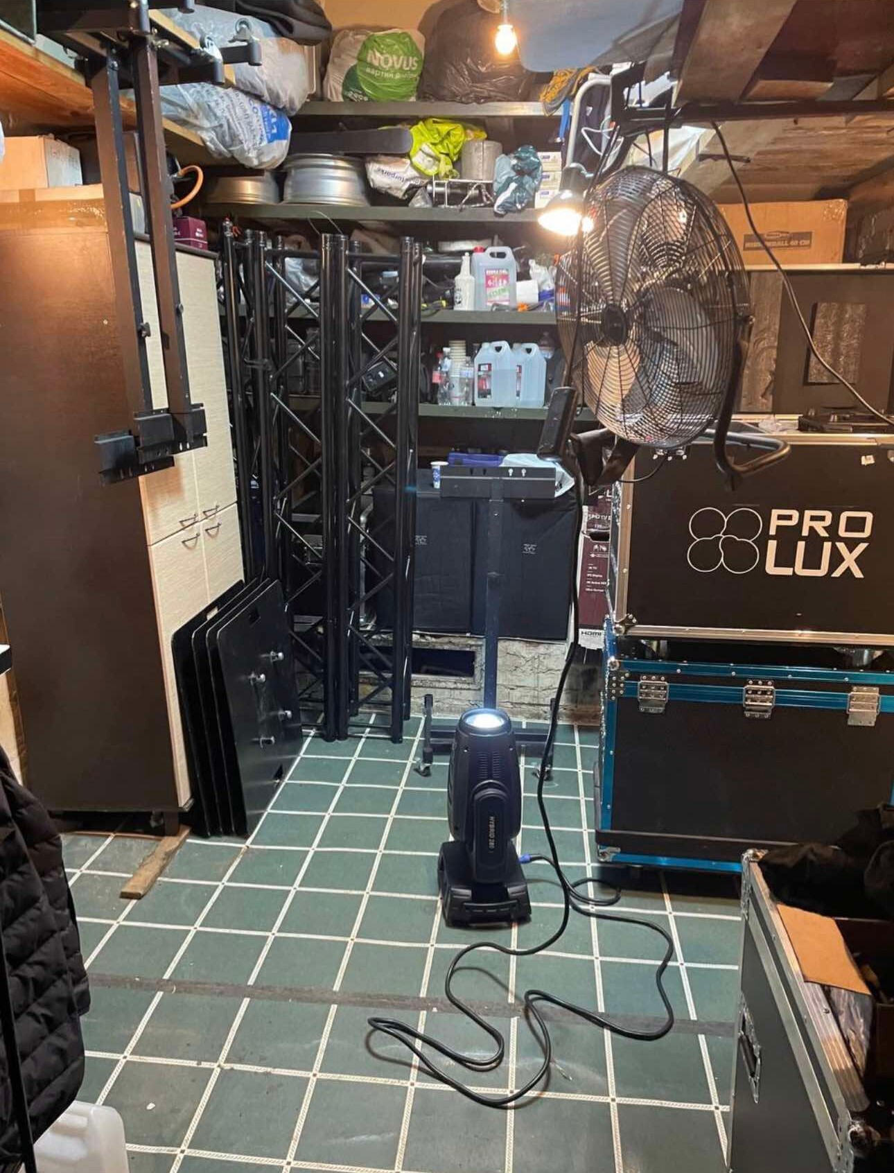 Продажа гаража 17 м², Евгения Сверстюка ул., 52А