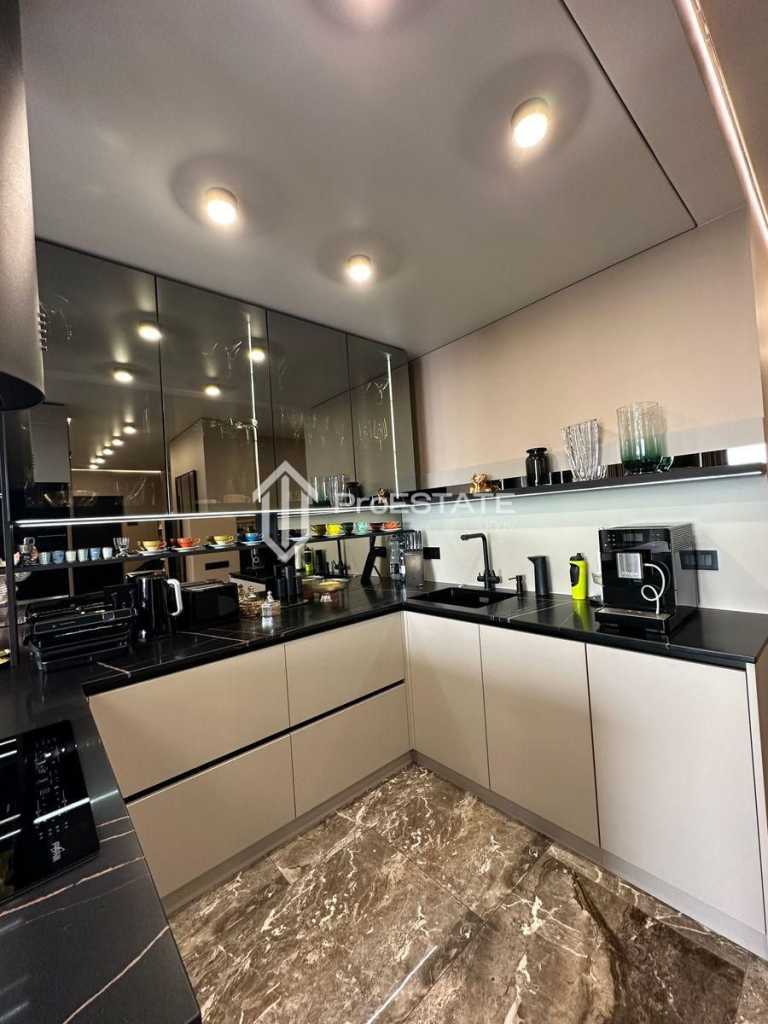 Продажа 3-комнатной квартиры 107 м², Заречная ул., 6К4