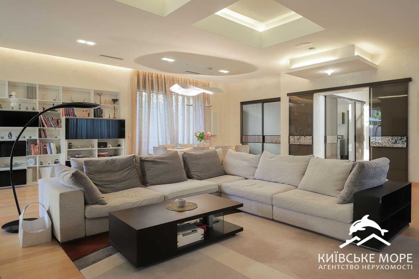 Аренда дома 640 м², Зверинецкая ул.