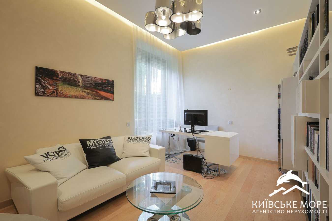 Аренда дома 640 м², Зверинецкая ул.