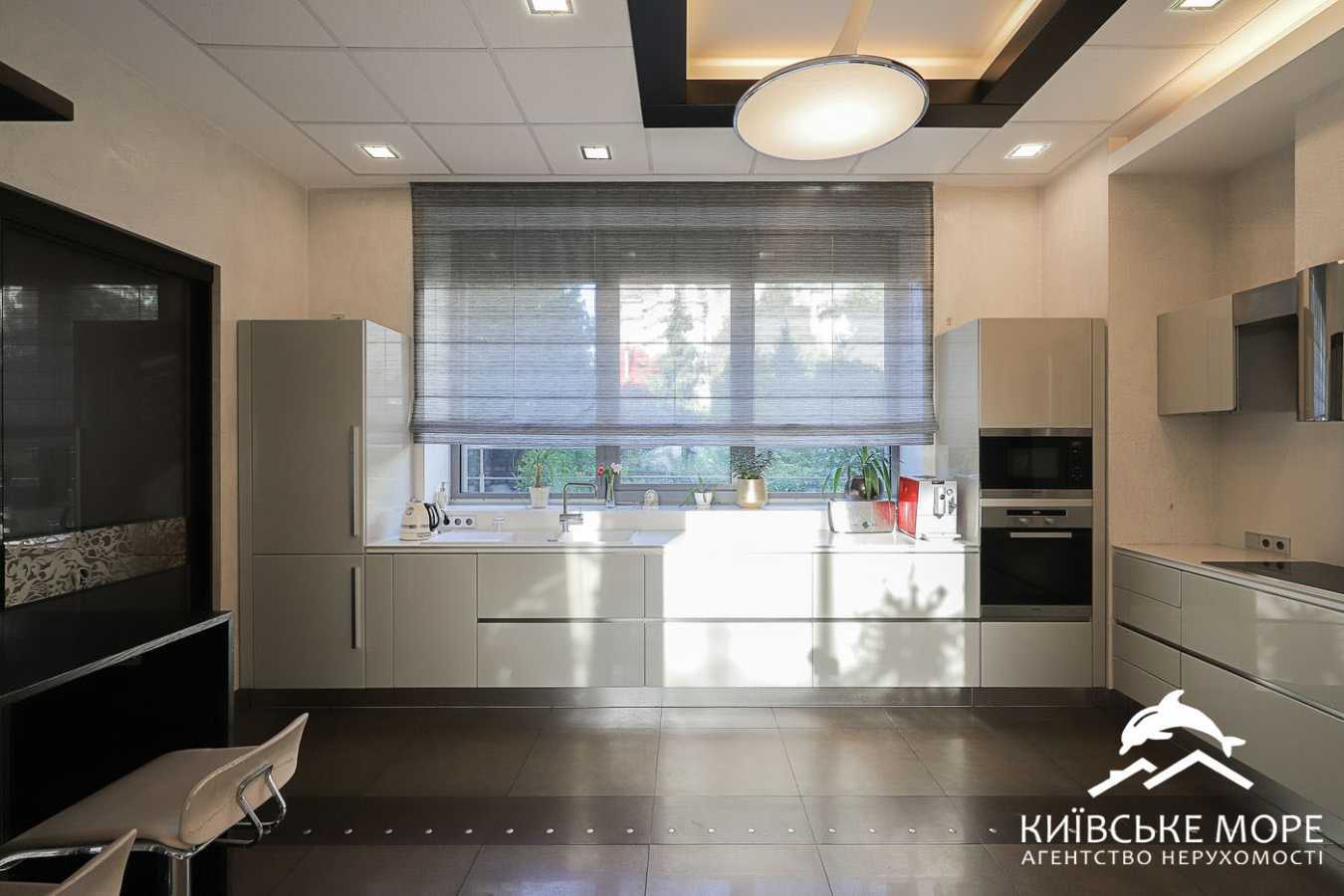 Аренда дома 640 м², Зверинецкая ул.