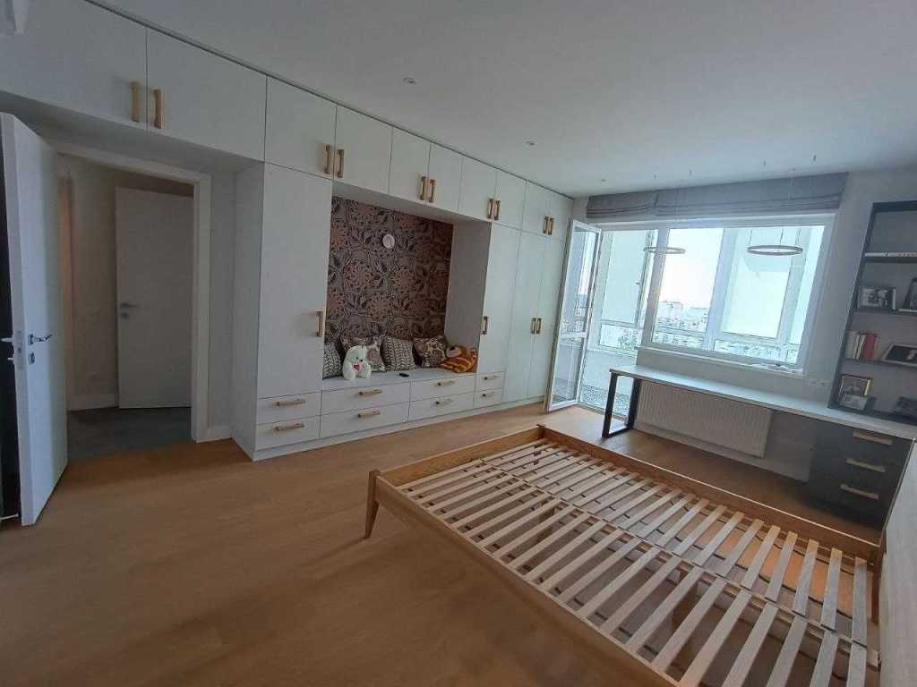 Продажа 4-комнатной квартиры 142 м², Ованеса Туманяна ул., 15А