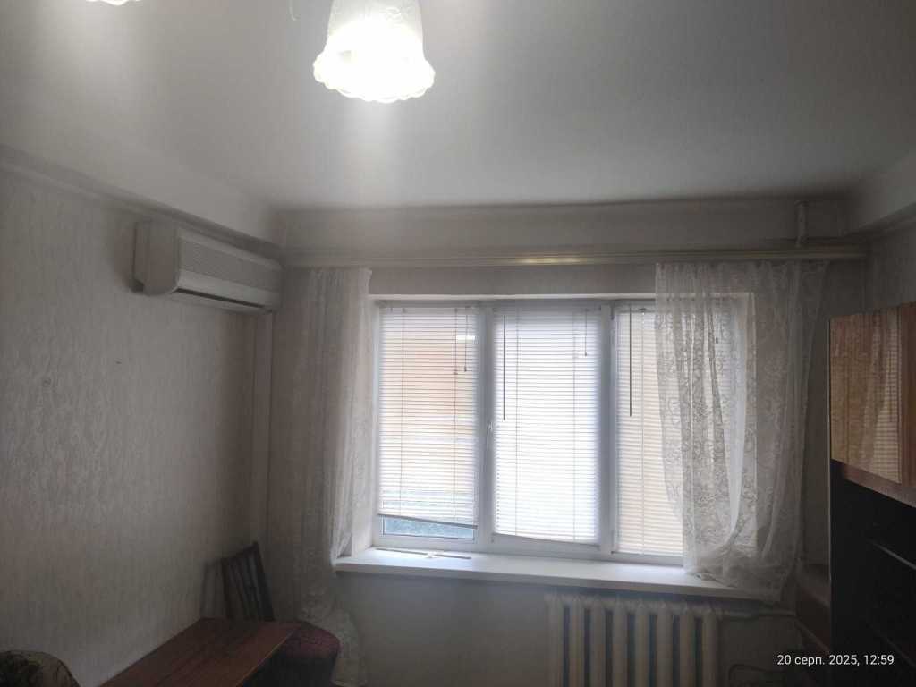 Продаж 2-кімнатної квартири 46 м², Івана Улітіна вул., Їжакевича, 1