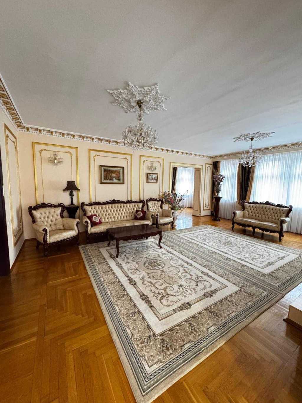 Продажа коттеджа 491 м², Радунская ул.