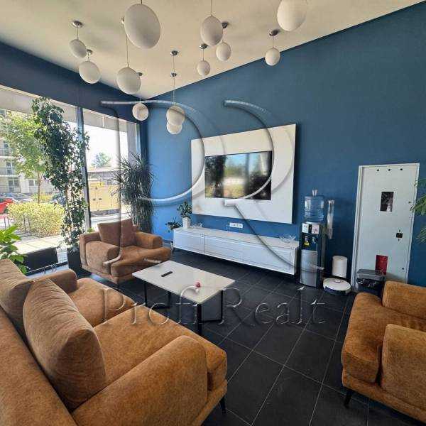 Продажа 2-комнатной квартиры 75 м², Причальная ул., 14