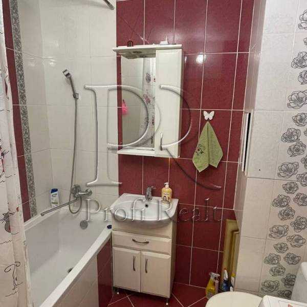 Продажа 1-комнатной квартиры 30 м², Симиренко ул., 20А