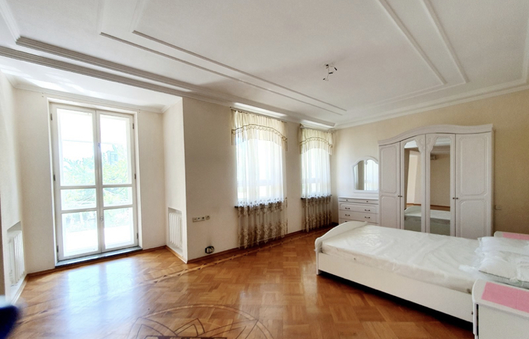 Продажа дома 330 м²