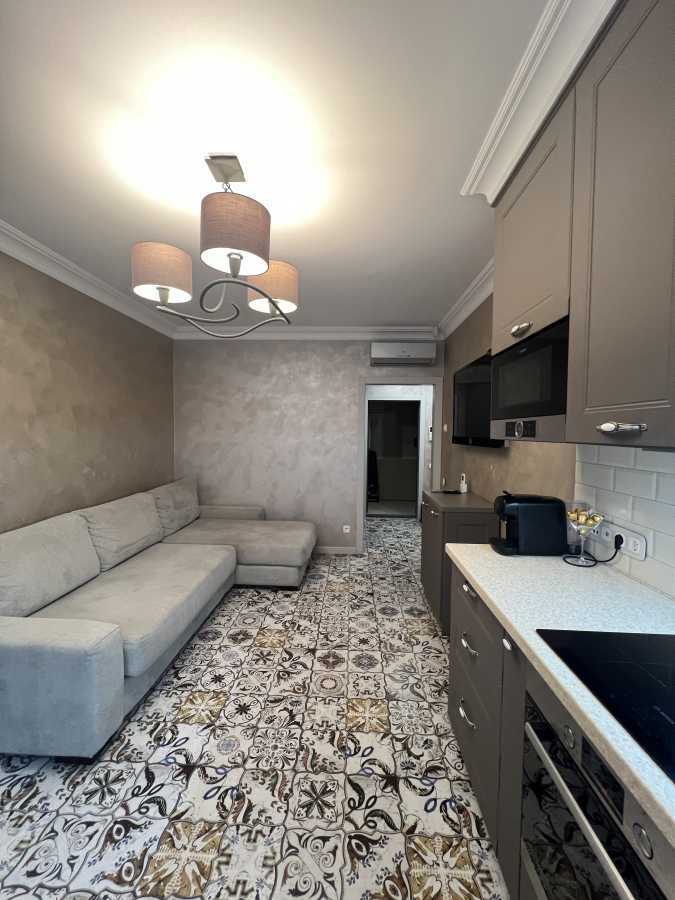 Продаж 1-кімнатної квартири 43 м², Вишгородська вул., 45/4