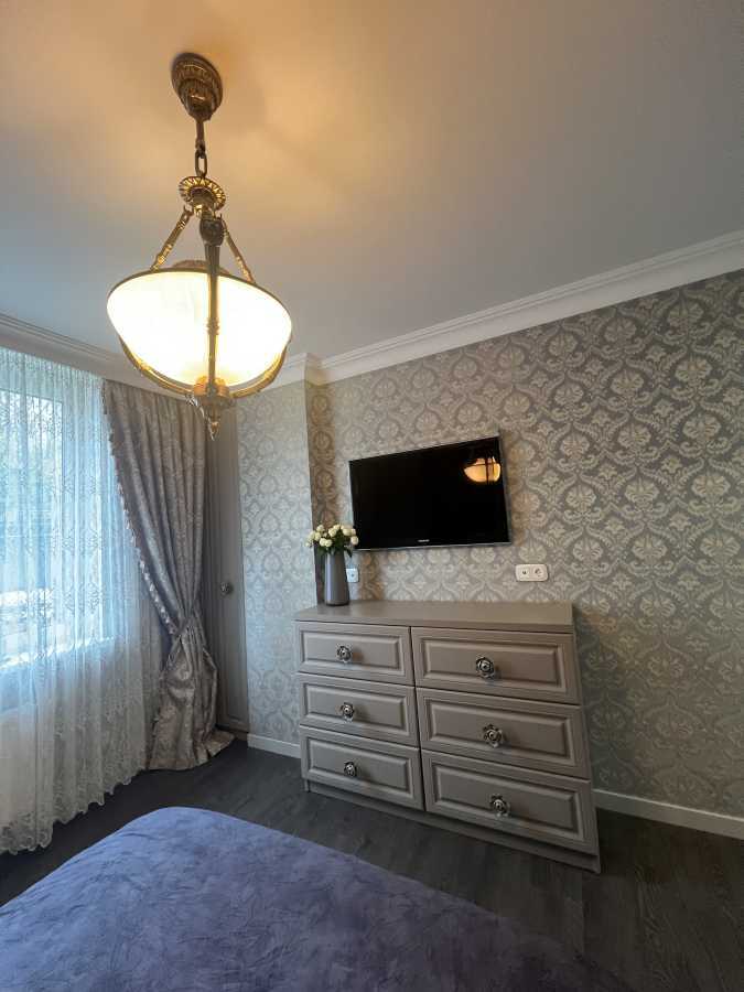 Продаж 1-кімнатної квартири 43 м², Вишгородська вул., 45/4