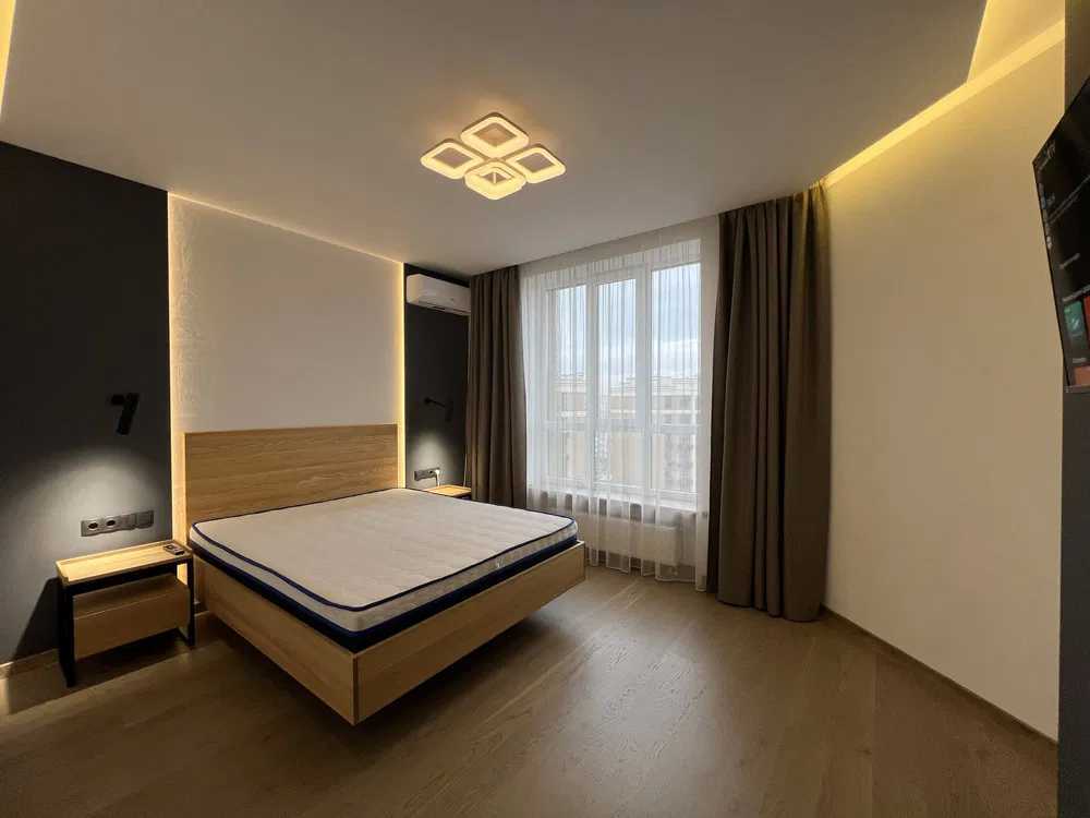 Продажа 3-комнатной квартиры 94 м², Мартынова просп., 12