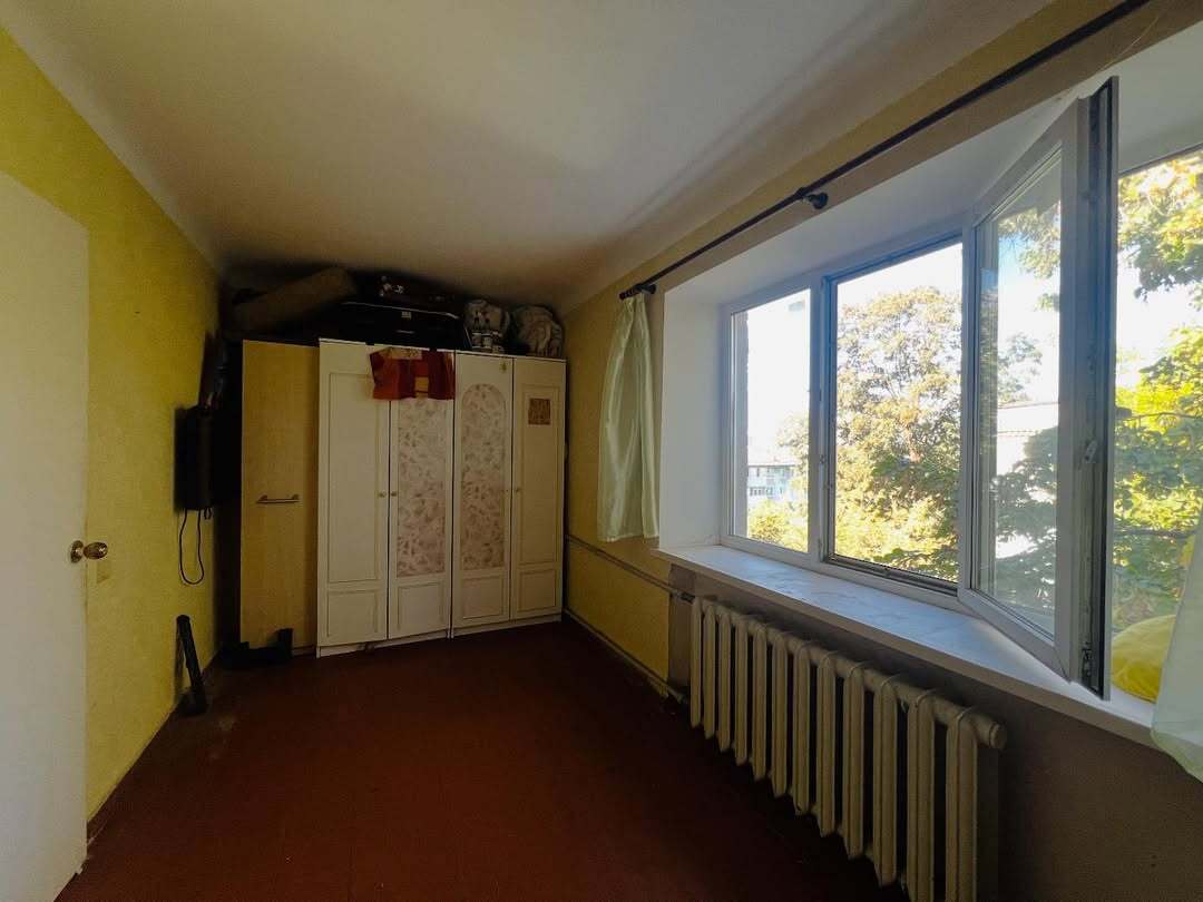 Продажа 2-комнатной квартиры 46 м², Александра Поля просп.