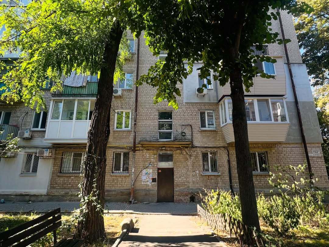 Продажа 2-комнатной квартиры 46 м², Александра Поля просп.
