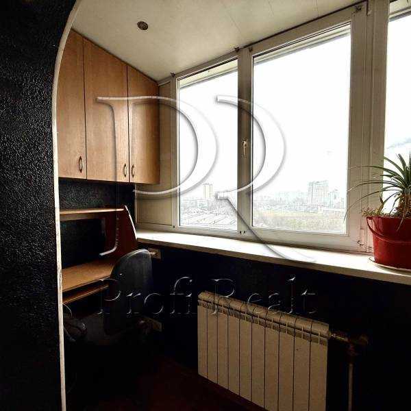 Продаж 2-кімнатної квартири 52 м², Свободи просп., 15/1