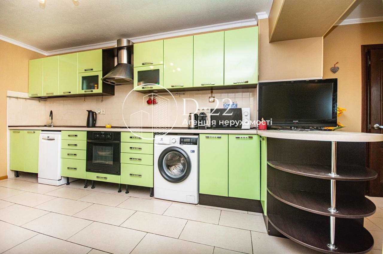 Продажа 3-комнатной квартиры 106 м², Науки просп., 86