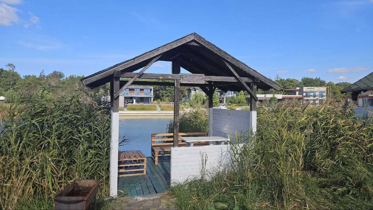 Продаж ділянки під індивідуальне житлове будівництво 80 соток