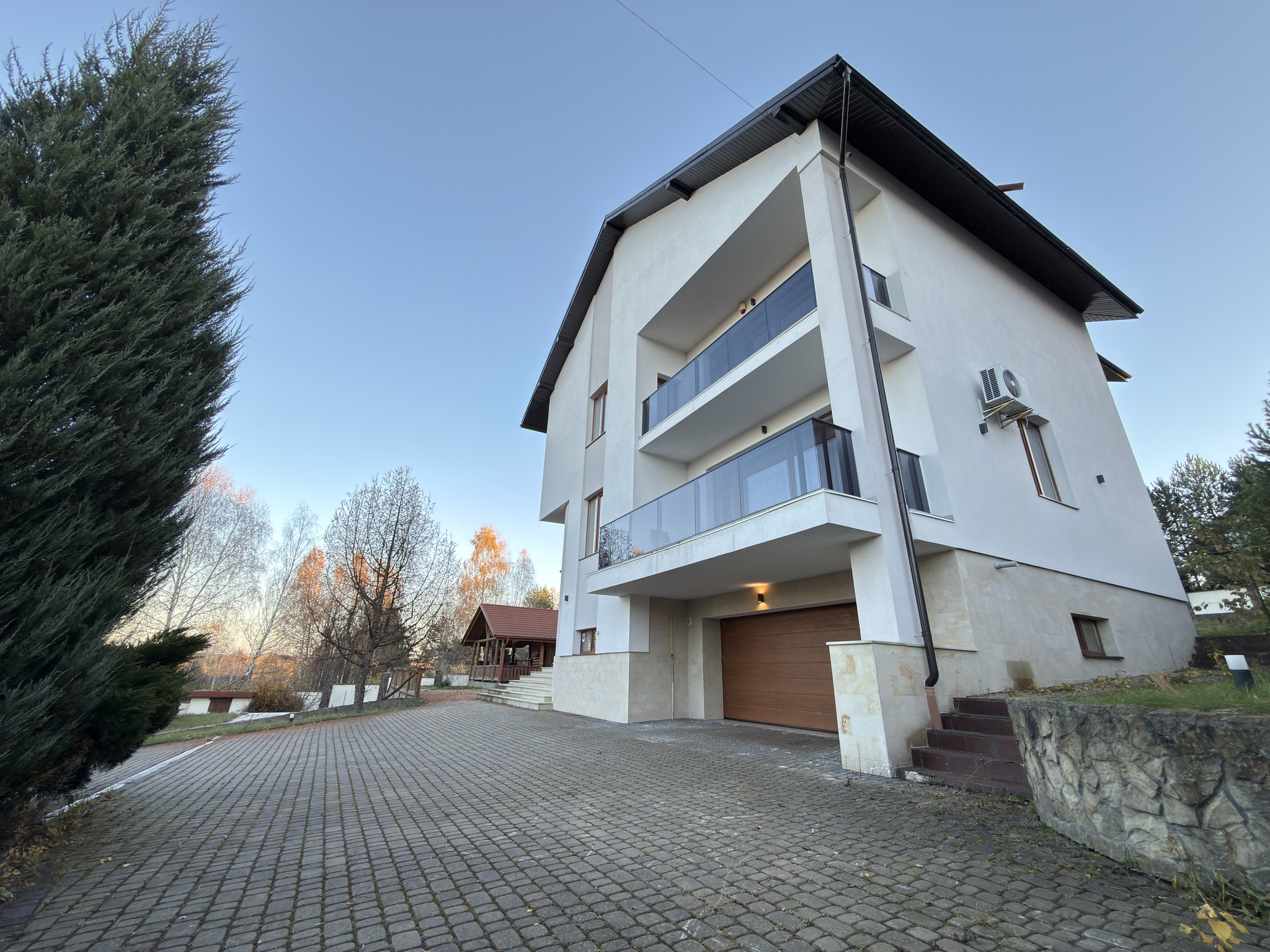 Аренда дома 400 м²