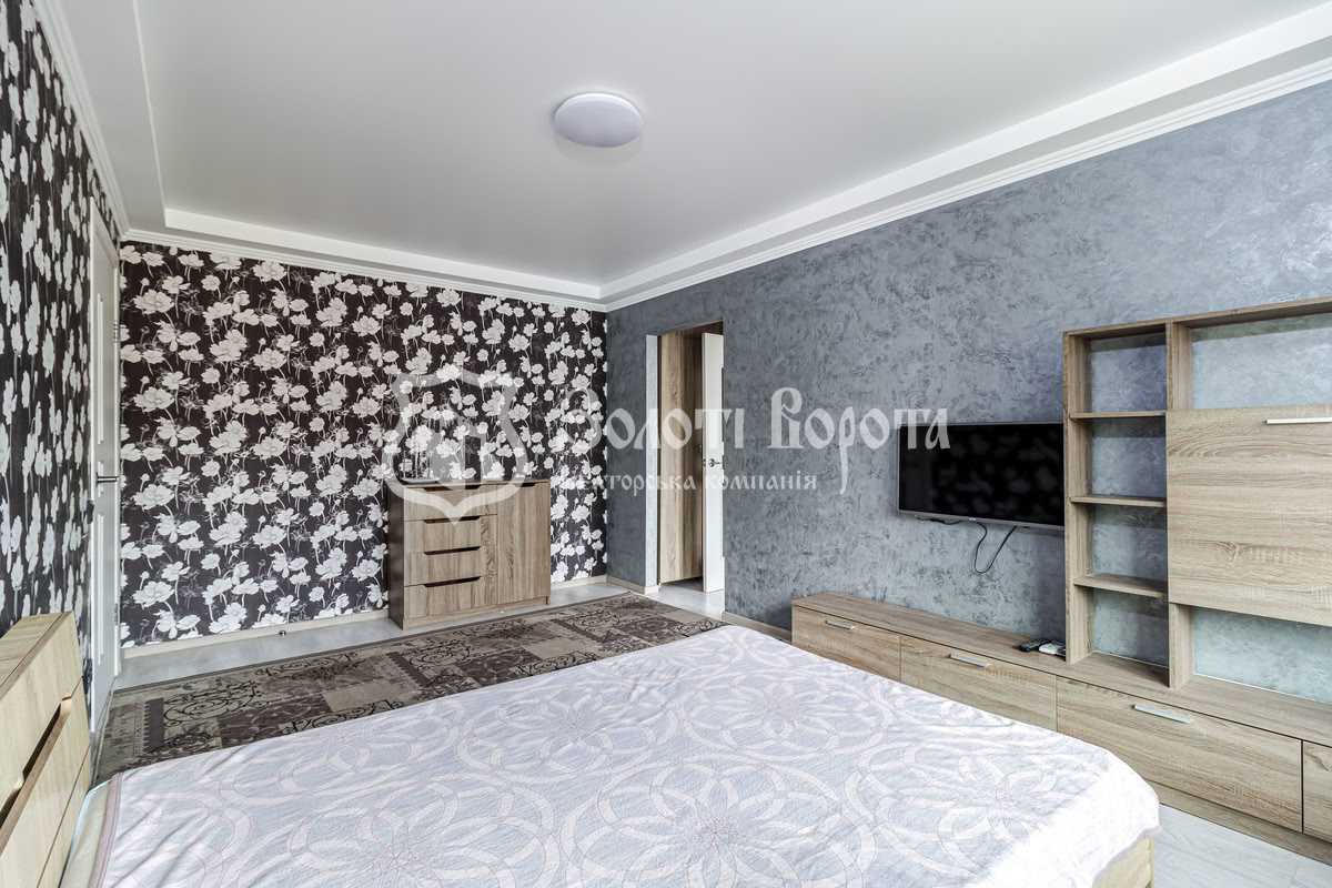 Продажа 2-комнатной квартиры 38.5 м², Пожарского ул., 2