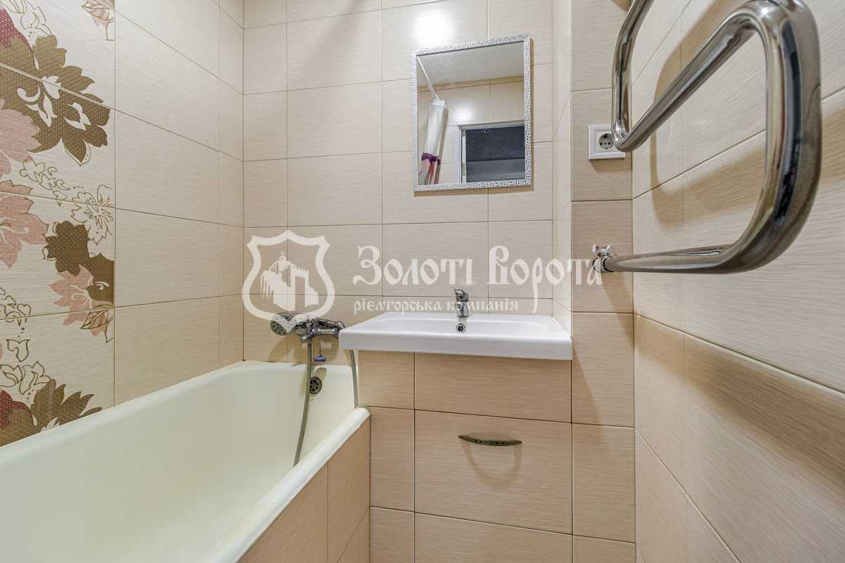 Продажа 2-комнатной квартиры 38.5 м², Пожарского ул., 2