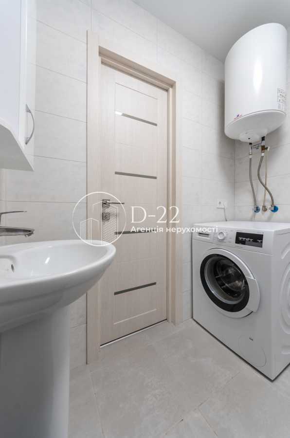 Продажа 1-комнатной квартиры 42.2 м², Сергея Москаленко ул., 41