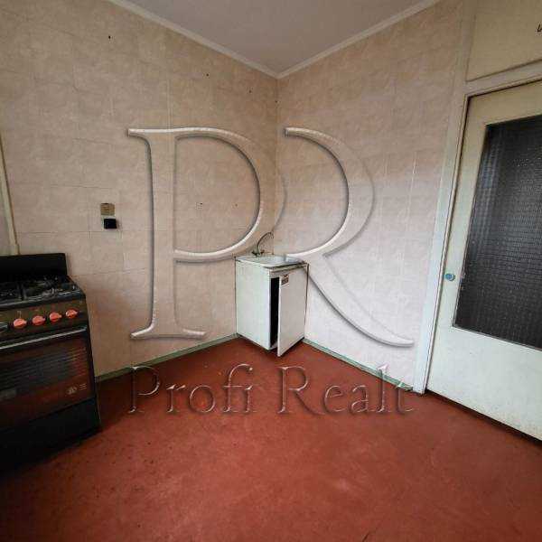 Продажа 3-комнатной квартиры 82 м², Чернобыльская ул., 18