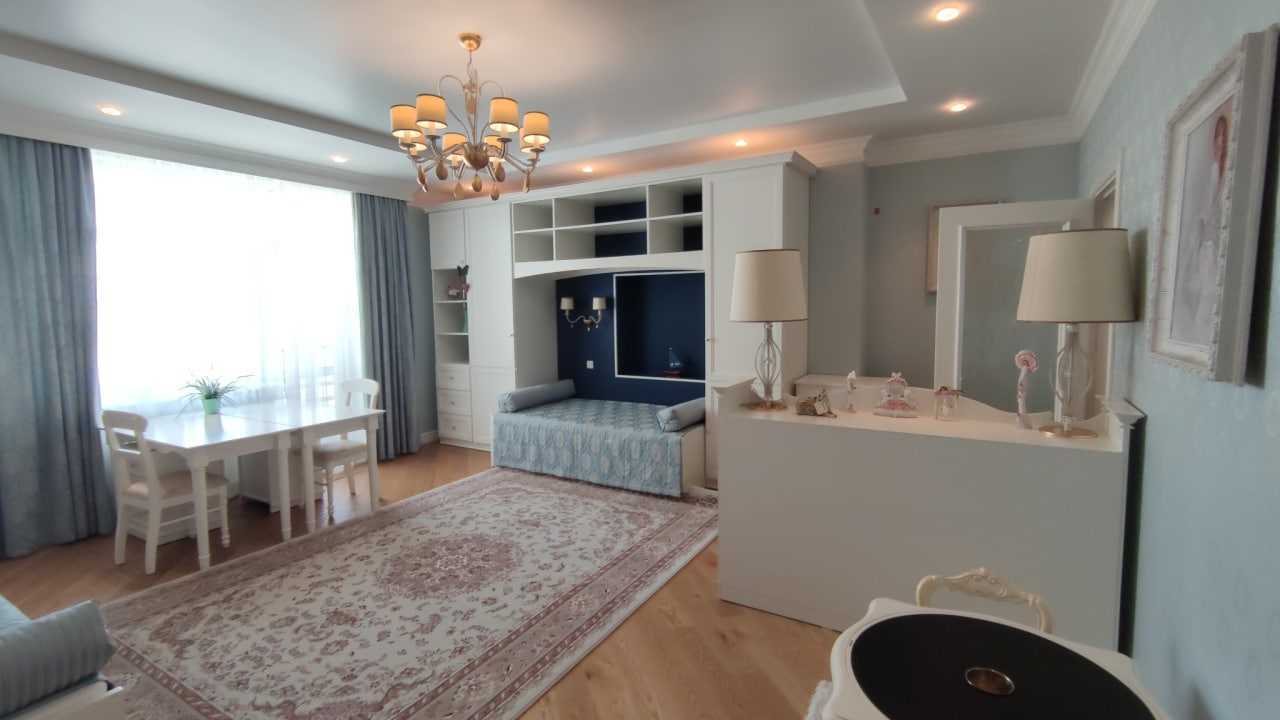 Оренда 3-кімнатної квартири 157 м², Євгена Коновальця вул., 44А