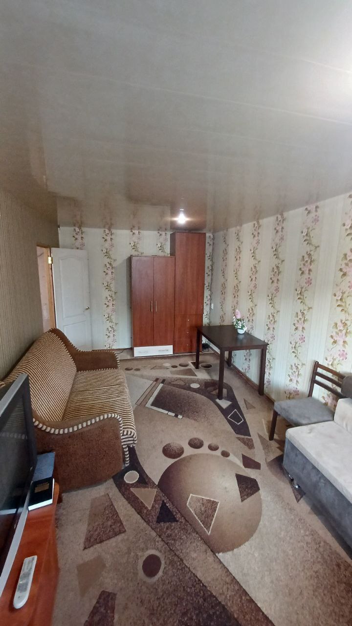 Оренда 1-кімнатної квартири 40 м², Олександра Поля просп.