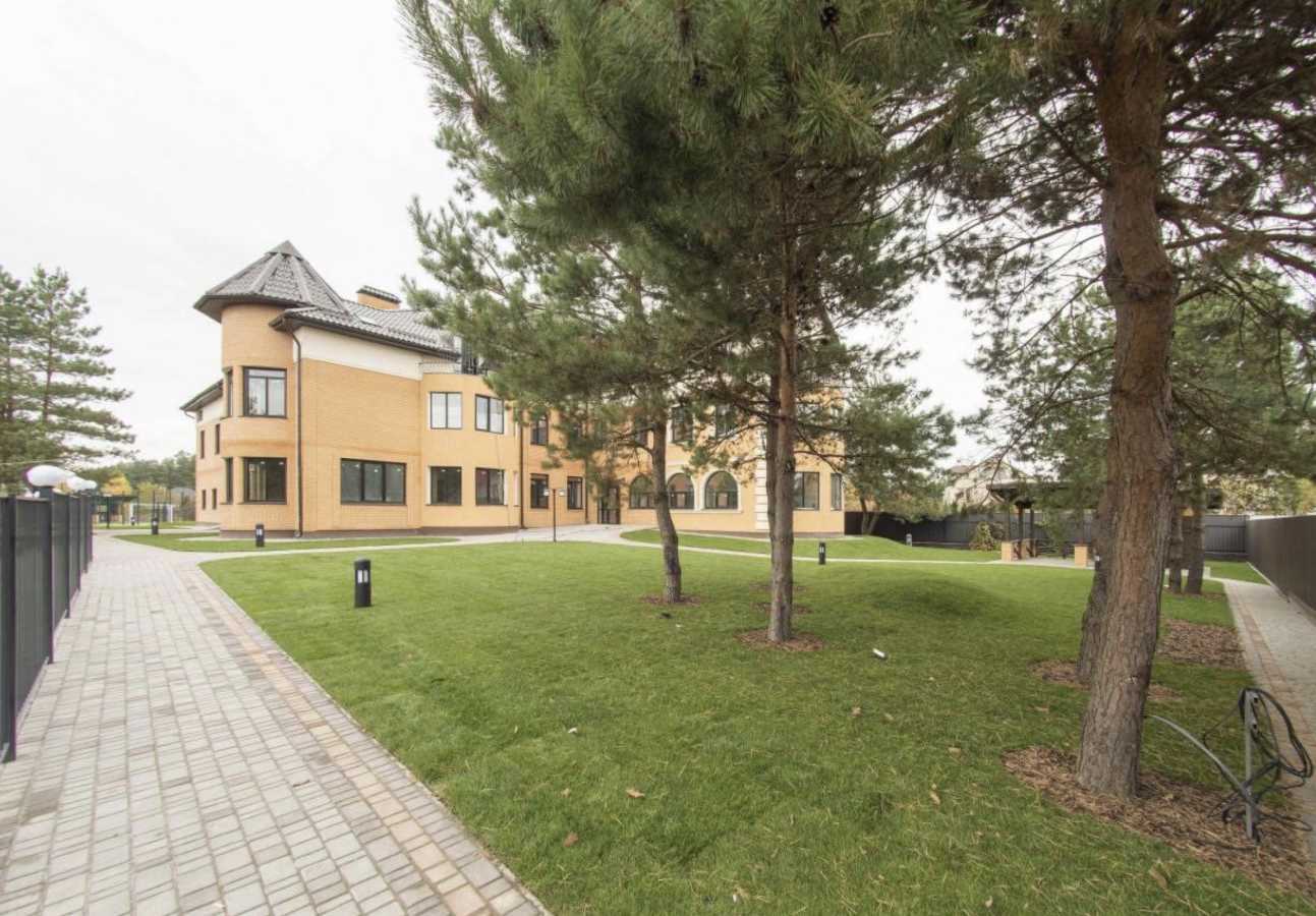 Продажа 3-комнатной квартиры 69.01 м², Галицька 17б