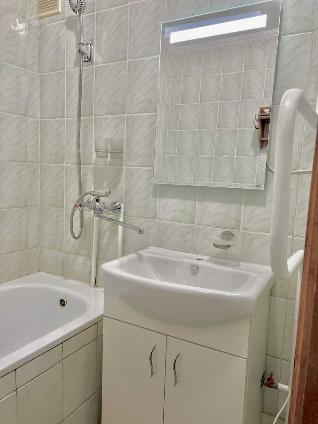 Продажа 2-комнатной квартиры 49 м², Спортивная ул.