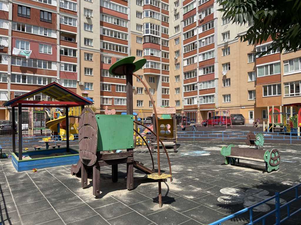 Продажа 2-комнатной квартиры 72.2 м², Лісогринівецька