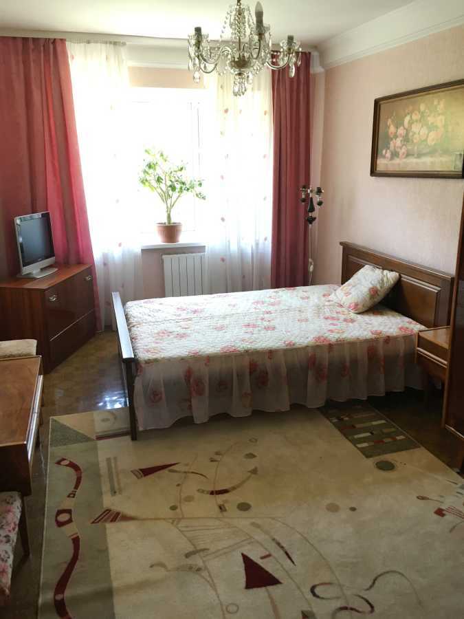 Аренда 3-комнатной квартиры 60 м², Александра Архипенко ул., 8