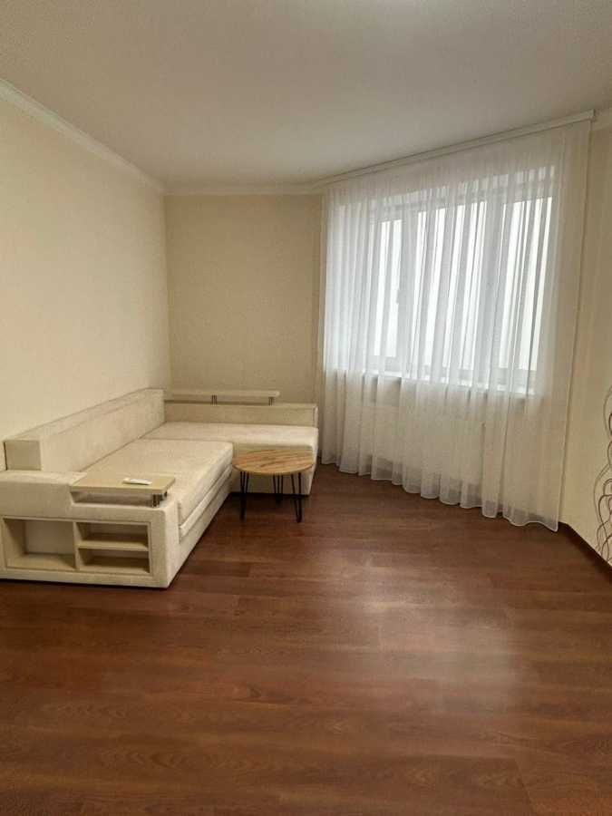 Аренда 2-комнатной квартиры 80 м², Любомира Гузара просп., 26