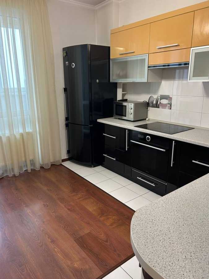 Аренда 2-комнатной квартиры 80 м², Любомира Гузара просп., 26