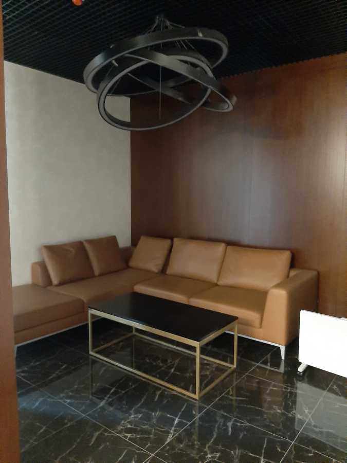 Продажа 1-комнатной квартиры 39 м², Бархатная ул., 9А