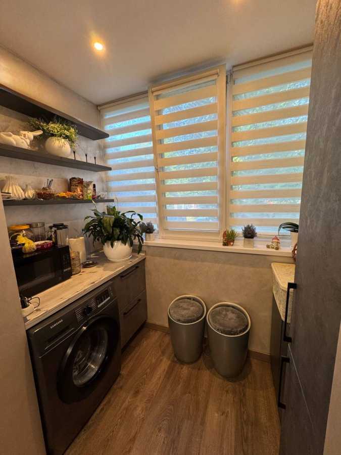 Продажа 3-комнатной квартиры 60.8 м², Волынской Дивизии ул., 9