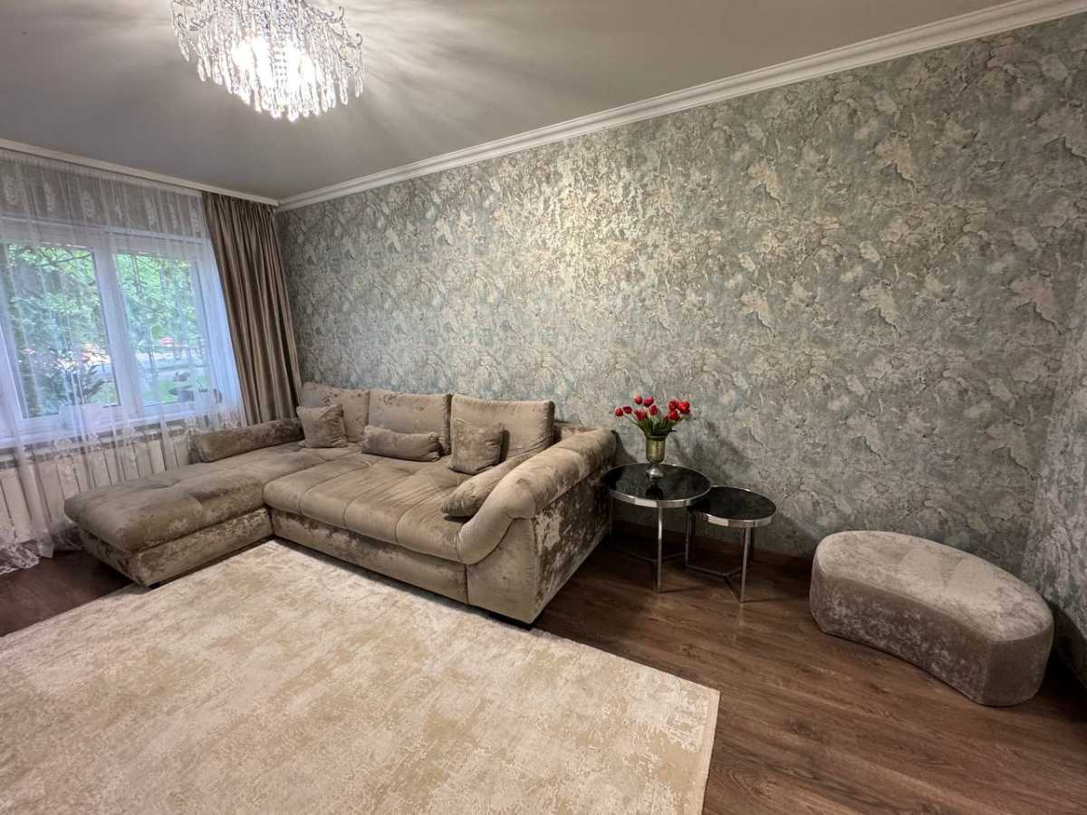 Продажа 3-комнатной квартиры 60.8 м², Волынской Дивизии ул., 9