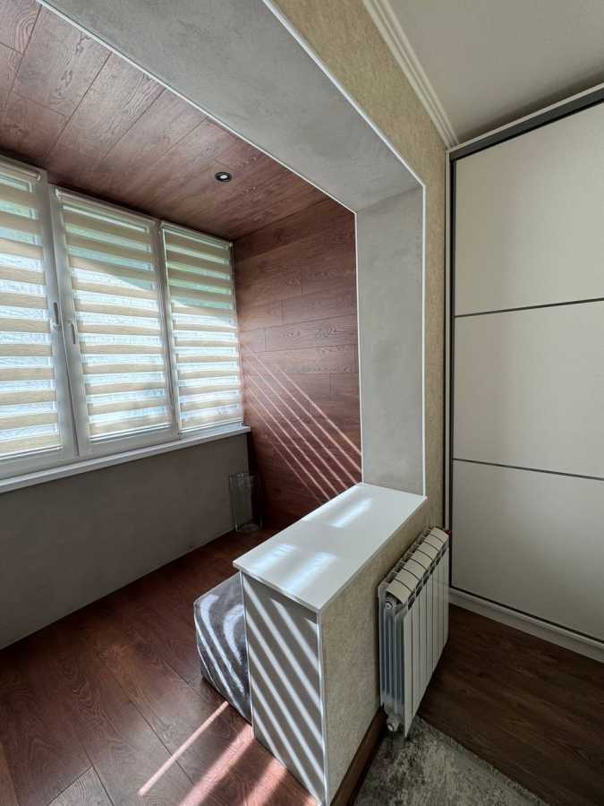 Продажа 3-комнатной квартиры 60.8 м², Волынской Дивизии ул., 9