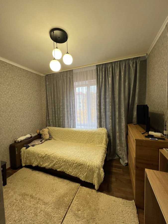 Продажа 3-комнатной квартиры 65.8 м², Романа Шухевича ул., 8