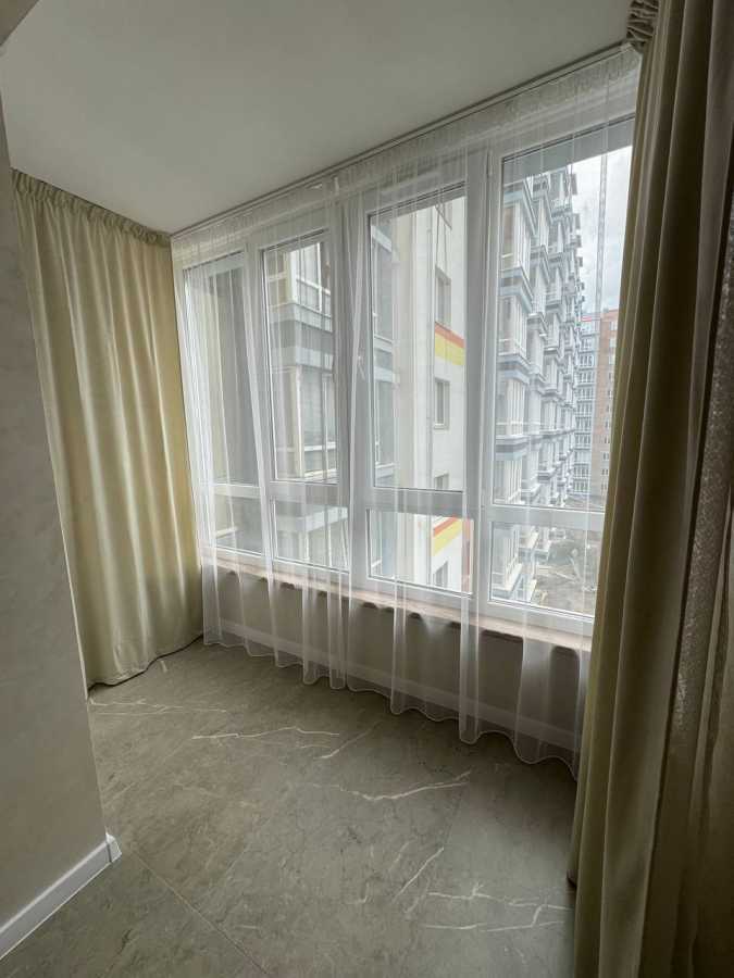 Продажа 2-комнатной квартиры 76 м², Гайдамацкая ул., 13Б