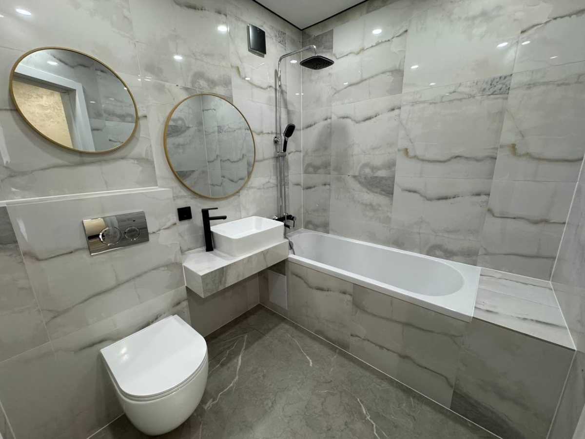 Продажа 2-комнатной квартиры 76 м², Гайдамацкая ул., 13Б