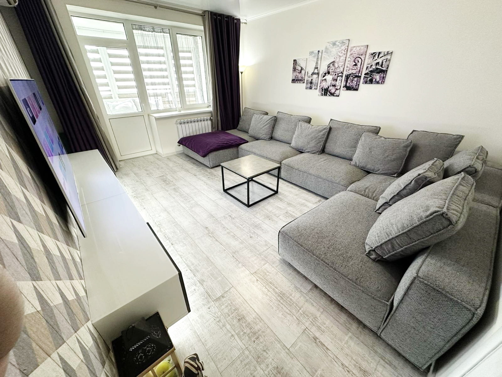 Продажа 2-комнатной квартиры 65.5 м², Лазурная ул., 5/11