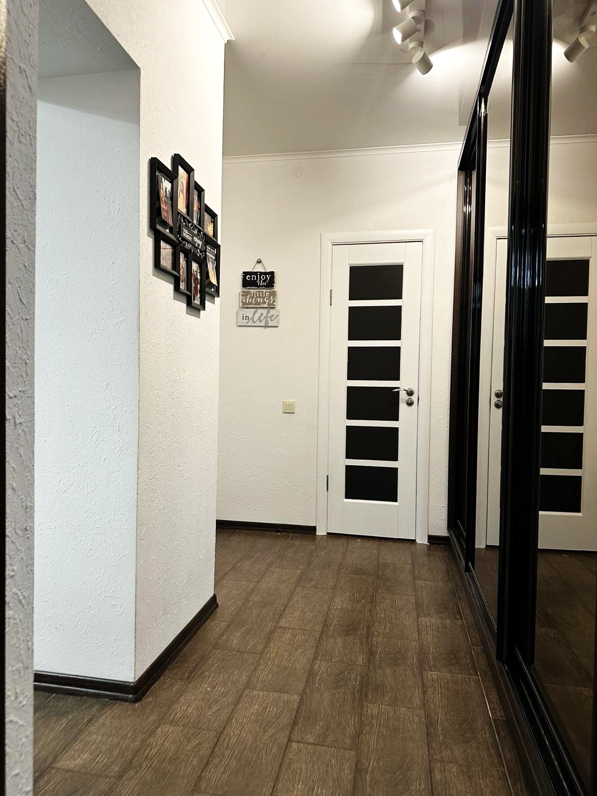 Продажа 2-комнатной квартиры 65.5 м², Лазурная ул., 5/11