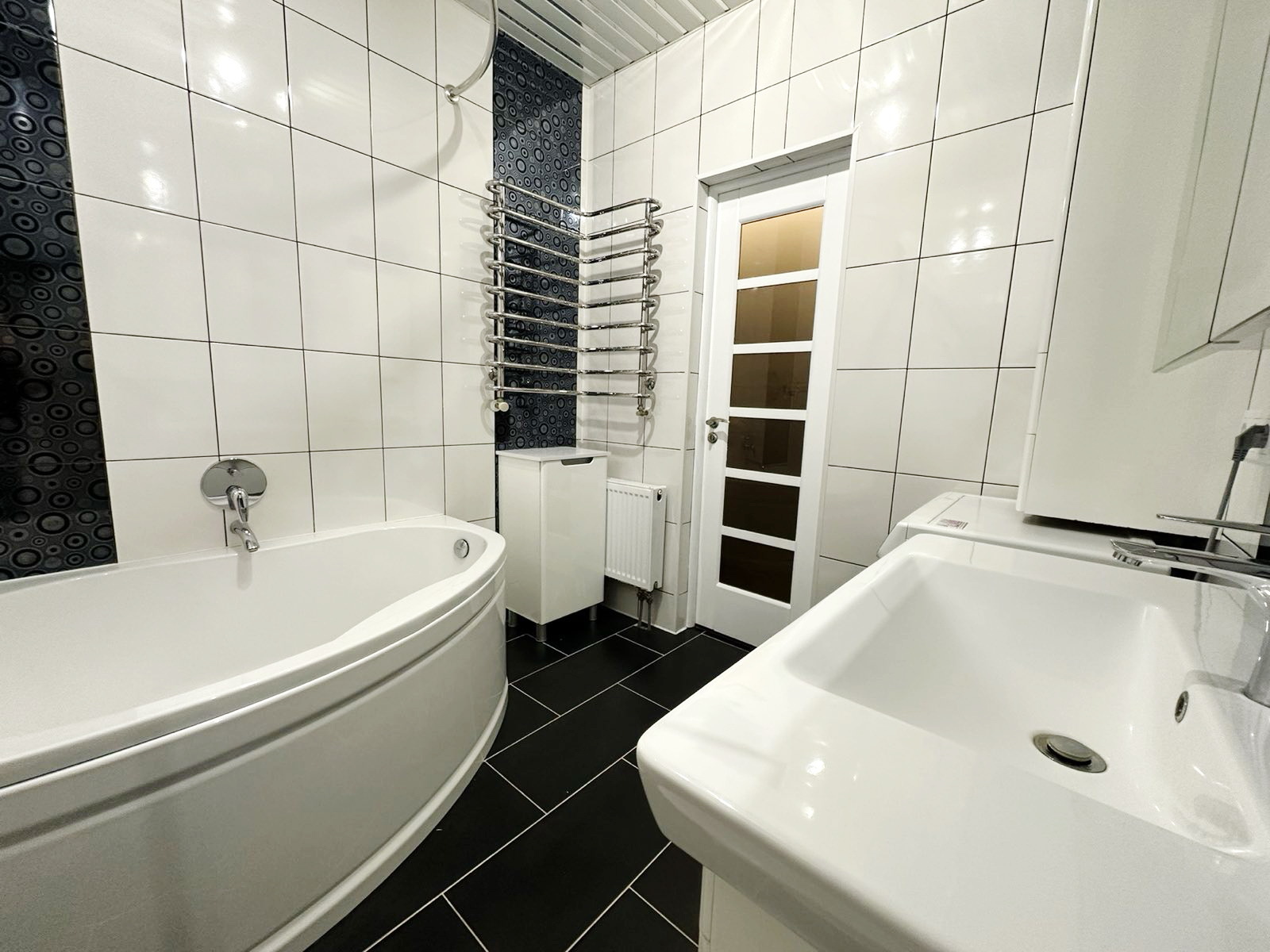 Продажа 2-комнатной квартиры 65.5 м², Лазурная ул., 5/11