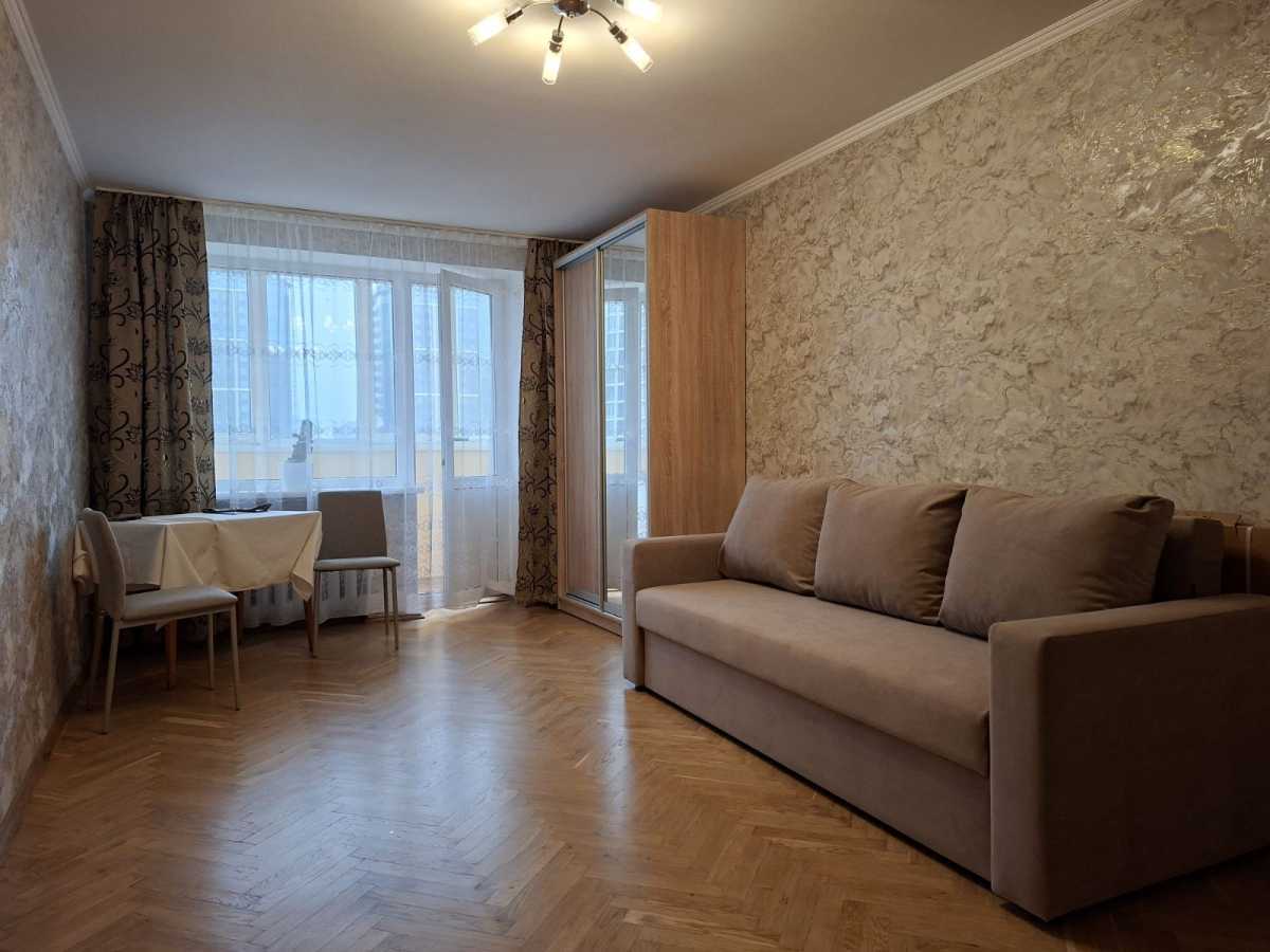 Оренда 2-кімнатної квартири 46 м², Лабораторний пров., 4
