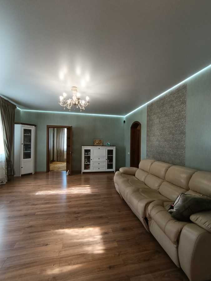 Продажа дома 168.2 м², Медоносная ул., 33