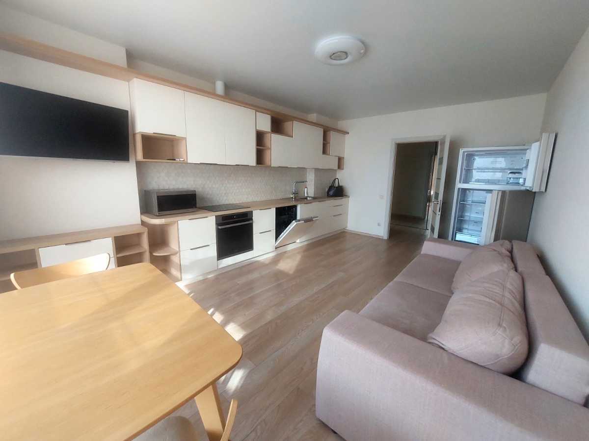 Аренда 2-комнатной квартиры 70 м², Вацлава Гавела бул., 6/7А