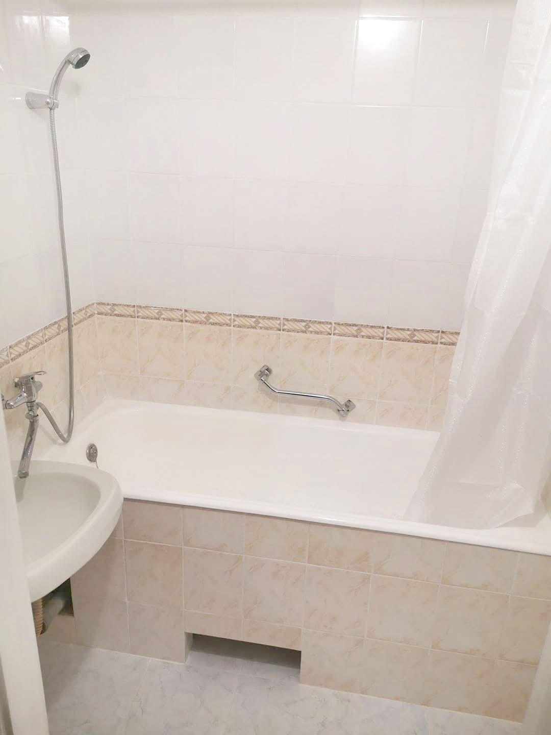 Оренда 1-кімнатної квартири 45 м², Ревуцького вул., 42Б