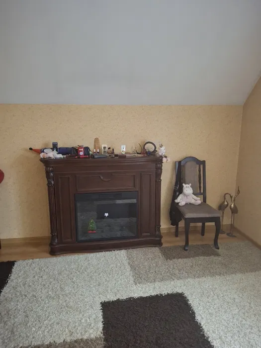 Продаж будинку 220 м²